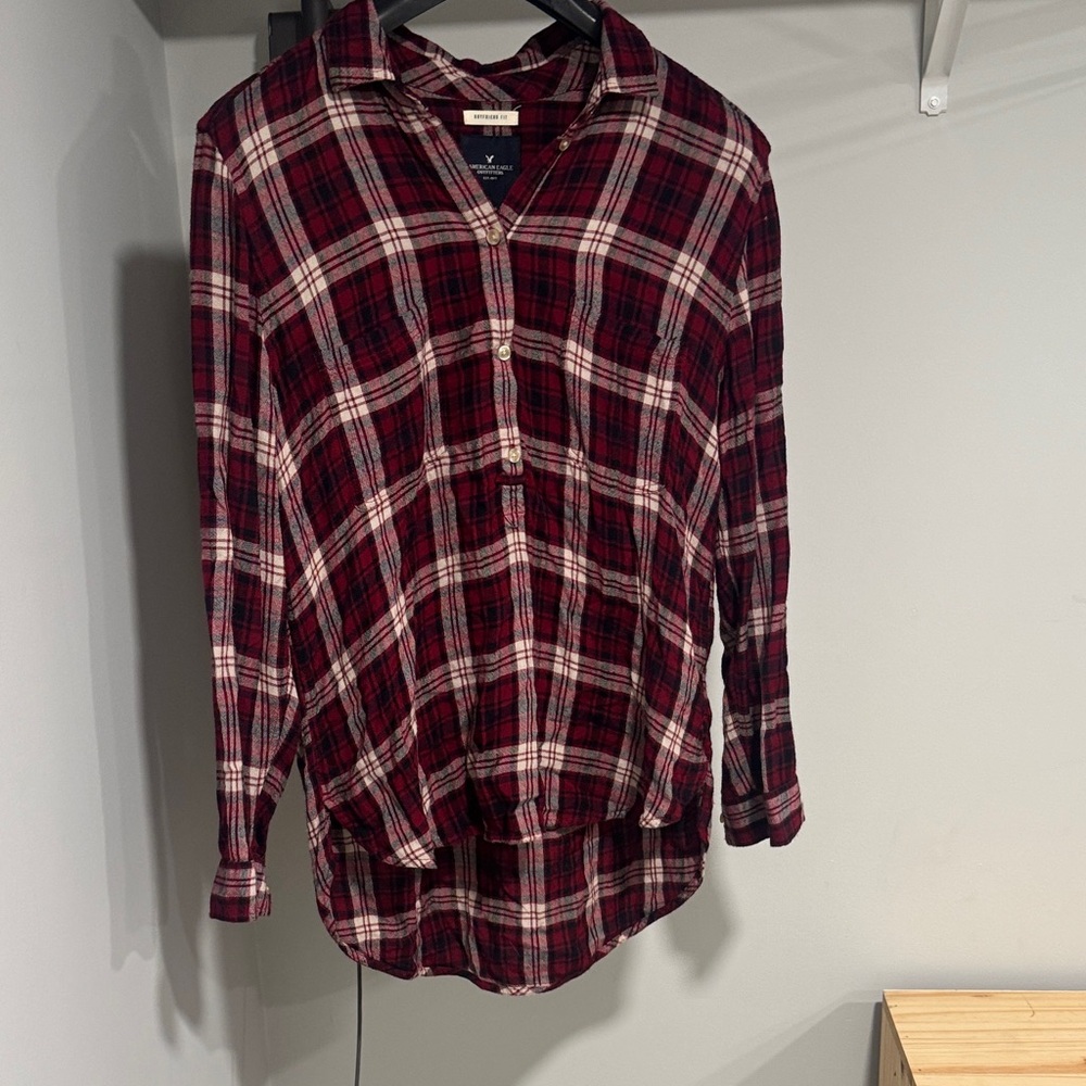American Eagle Outfitters Red Plaid Long Sleeve Top